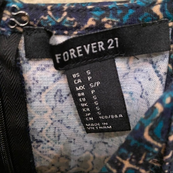 FOREVER 21 Green Pattern Dress Size Small - Picture 7 of 7